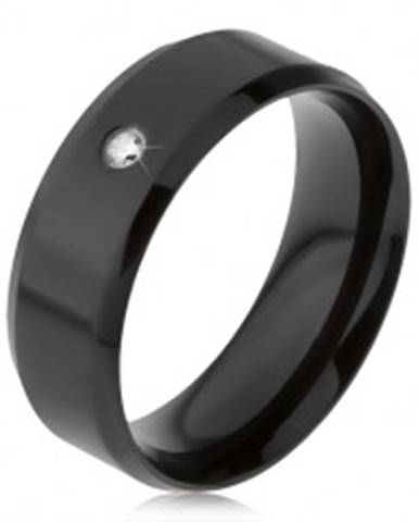 Čierny oceľový prsteň, číry kamienok, skosené okraje - Veľkosť: 56 mm