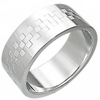 Oceľový prsteň lesklý so vzorom v tvare šachovince - Veľkosť: 54 mm