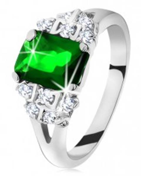 Ligotavý prsteň v striebornej farbe, smaragdovo zelený zirkón, rozdelené ramená - Veľkosť: 49 mm