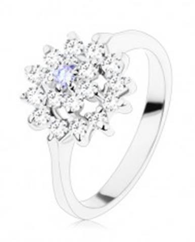 Lesklý prsteň v striebornom odtieni, svetlofialový stred, zirkónový kruh - Veľkosť: 49 mm