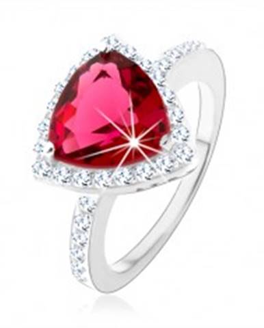 Strieborný prsteň 925, trojuholník, ružový zirkón, ligotavý lem, výrezy - Veľkosť: 48 mm
