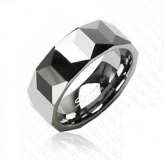 Volfrámový prsteň striebornej farby, geometricky brúsený povrch, 8 mm - Veľkosť: 57 mm