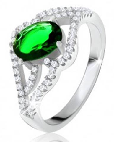 Prsteň s oválnym zeleným kameňom, zvlnené zirkónové ramená, striebro 925 - Veľkosť: 50 mm