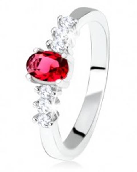 Strieborný zásnubný prsteň 925, oválny červený kamienok, číre zirkóny - Veľkosť: 49 mm