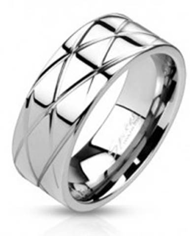 Lesklý oceľový prsteň - šikmé zárezy  - Veľkosť: 59 mm