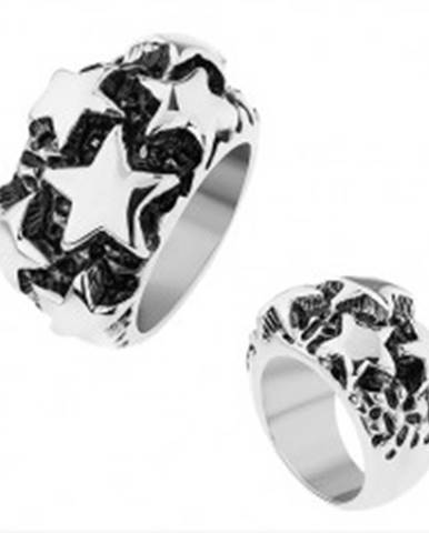 Oceľový prsteň, lesklé vypuklé hviezdy v striebornom odtieni, čierna patina - Veľkosť: 56 mm