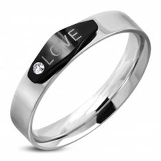 Oceľový prsteň striebornej farby, čierny ovál s nápisom LOVE a zirkónom - Veľkosť: 49 mm