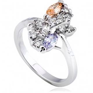 Lesklý prsteň z kovu - strieborná farba, kvet, farebné zirkóny v diagonále - Veľkosť: 51 mm