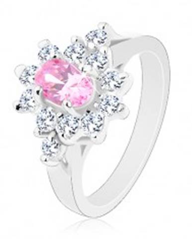 Prsteň v striebornej farbe, brúsený ovál v ružovom odtieni s čírym lemom - Veľkosť: 48 mm